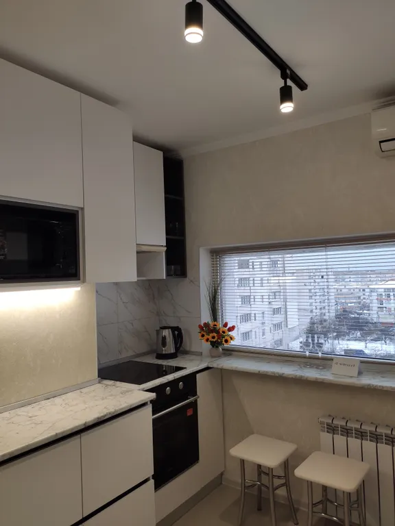 Квартира однокомнатная в Гагаринском, 45 м², Севастополь — кухня, фото 3