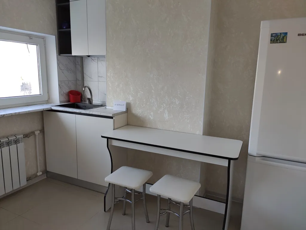 Квартира однокомнатная в Гагаринском, 45 м², Севастополь — кухня, фото 5