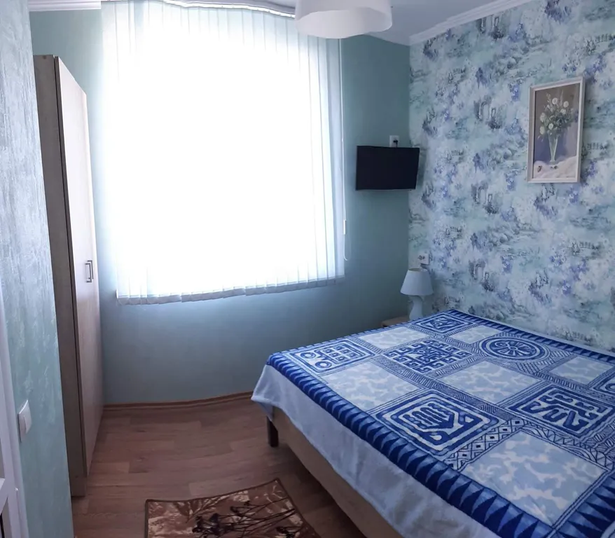 Двухместный номер с 1 кроватью стандарт с видом на город — Дом Бриз, фото 1 из 4