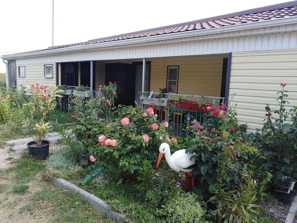 Семейный номер Салатовый трёхместный — Дом Мечта