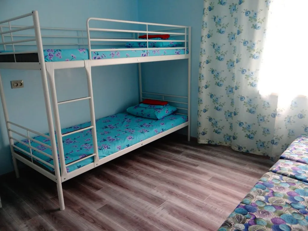 Трёхместный номер на Волгоградской 9В