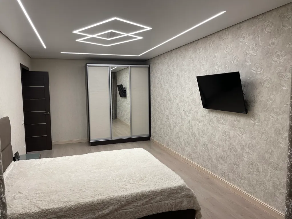 Квартира однокомнатная на улице Ленинградской, 40 м², Кисловодск — спальня, фото 2