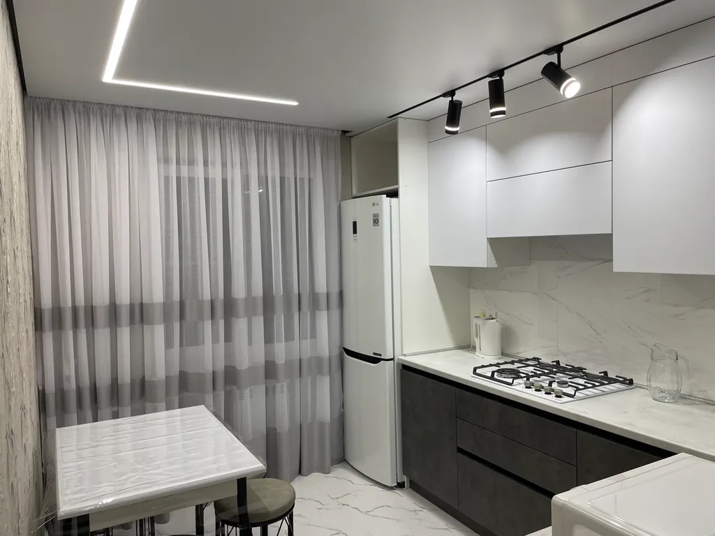 Квартира однокомнатная на улице Ленинградской, 40 м², Кисловодск — кухня
