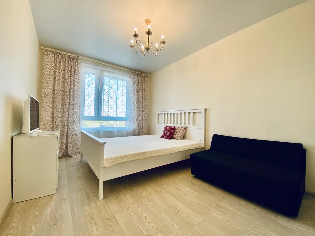 Квартира однокомнатная на улице Обдорской, 35 м², Тюмень — фото 4