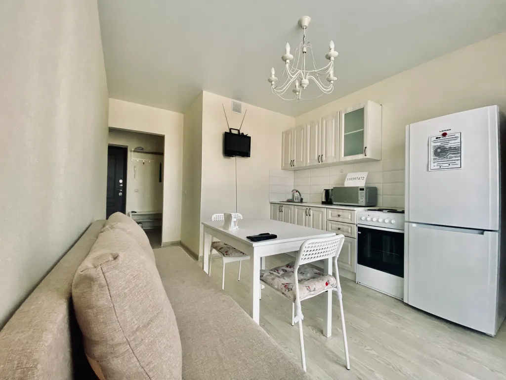 Квартира однокомнатная на улице Обдорской, 35 м², Тюмень — фото 9