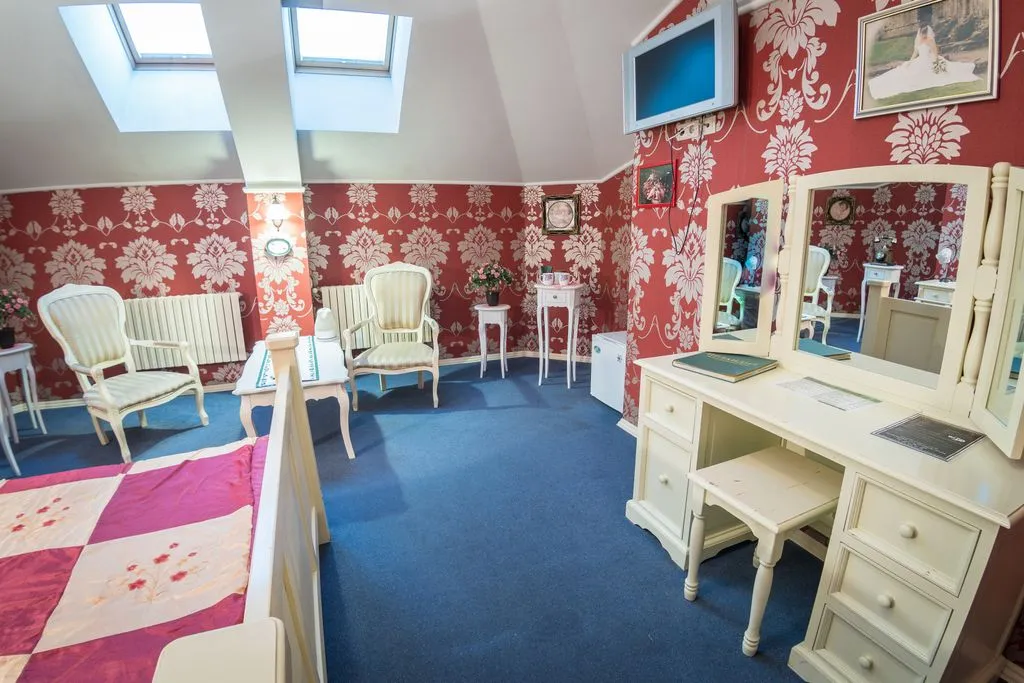 Двухместный номер с 1 кроватью полулюкс — Hamilton's Bed & Breakfast, фото 1 из 5