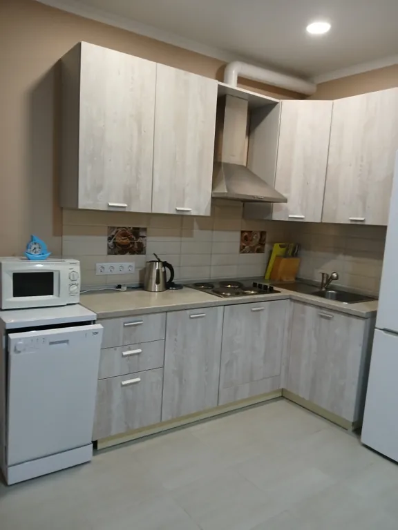 Квартира трёхкомнатная на проспекте Пионерском, 64 м², Анапа — фото 8
