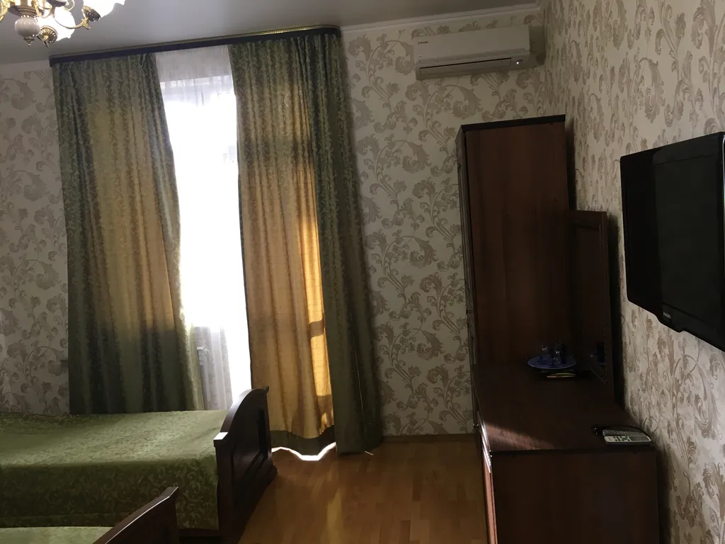 Трёхместный номер стандарт — КАРИОТА, фото 2 из 3