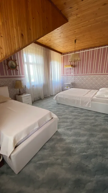 Трёхместный номер — Комнаты в частном доме, фото 1 из 4