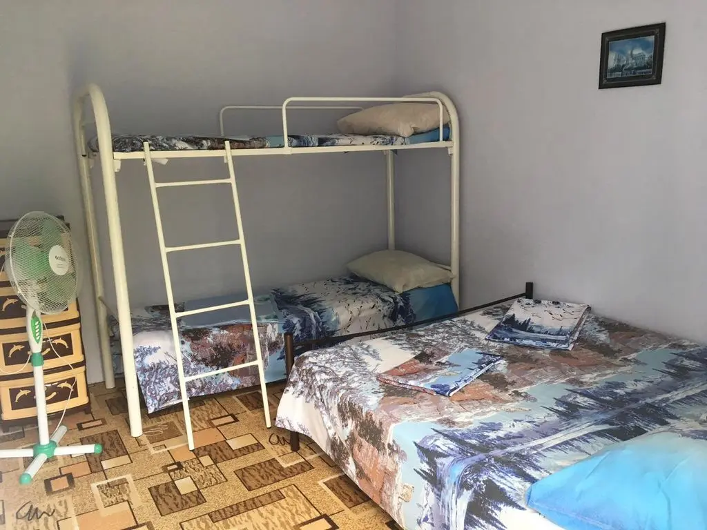 Четырёхместный номер с удобствами — ванная комната