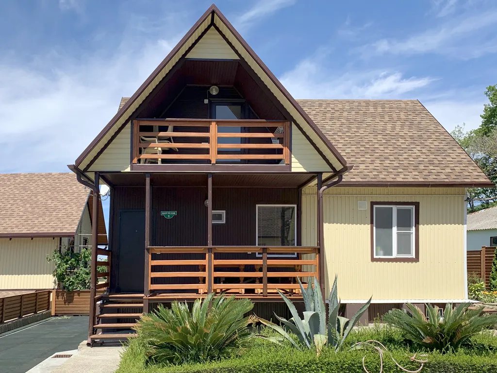 Дом двухэтажный коттедж на 10 человек - №1