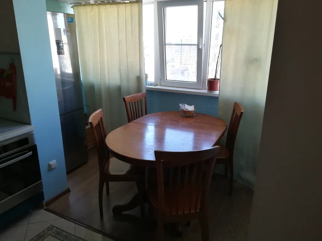 Квартира трёхкомнатная на улице Ленина, 65 м², Анапа — фото 8