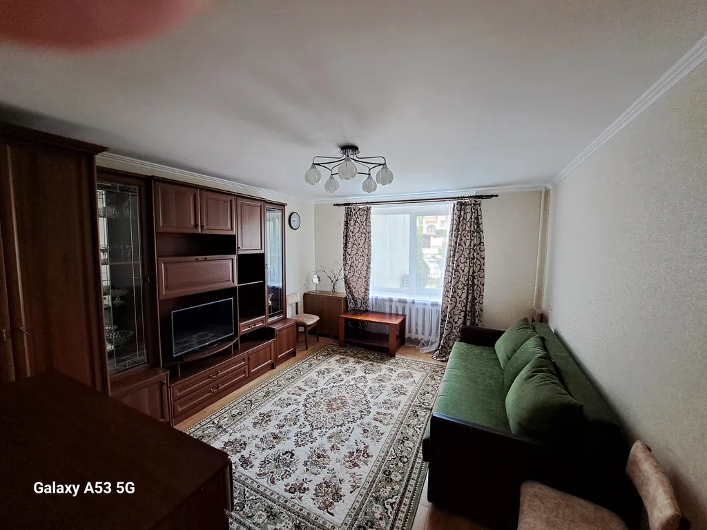 Квартира двухкомнатная на улице Островского, 54 м², Кисловодск — спальня, фото 3