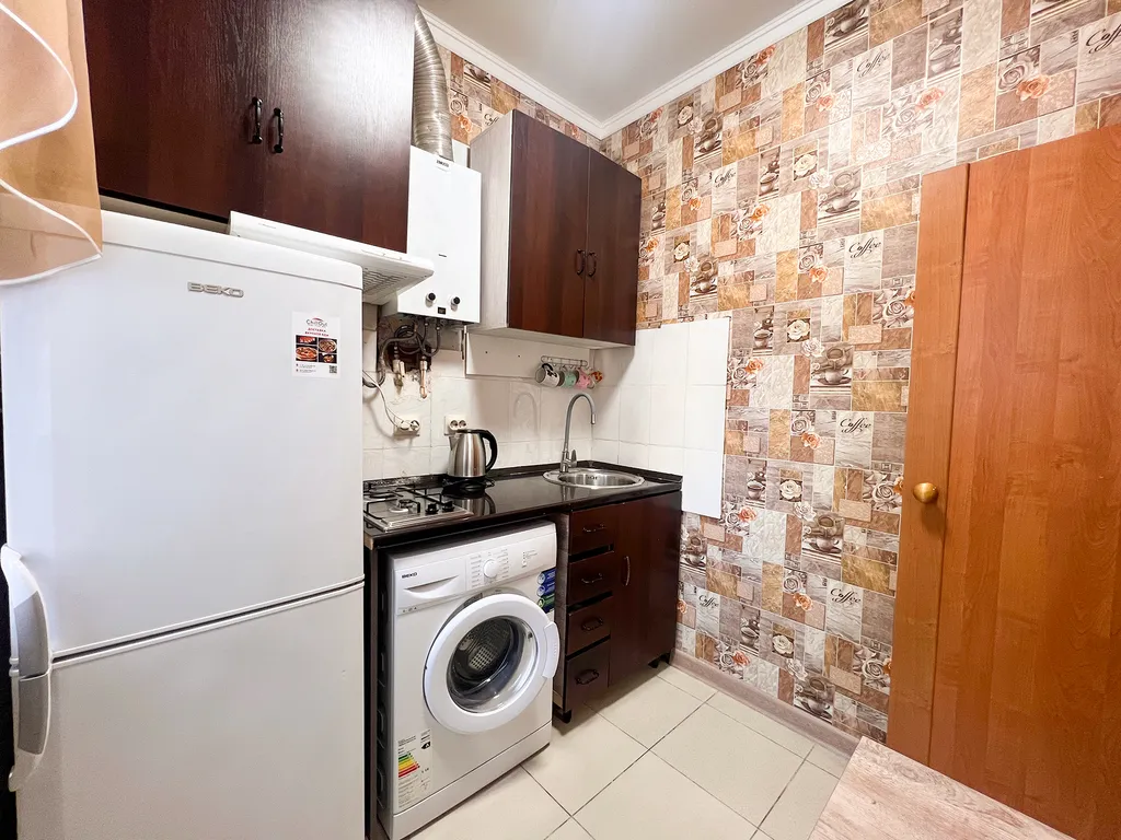 Квартира однокомнатная на проспекте Карла Маркса, 23 м², Минеральные Воды — кухня, фото 2