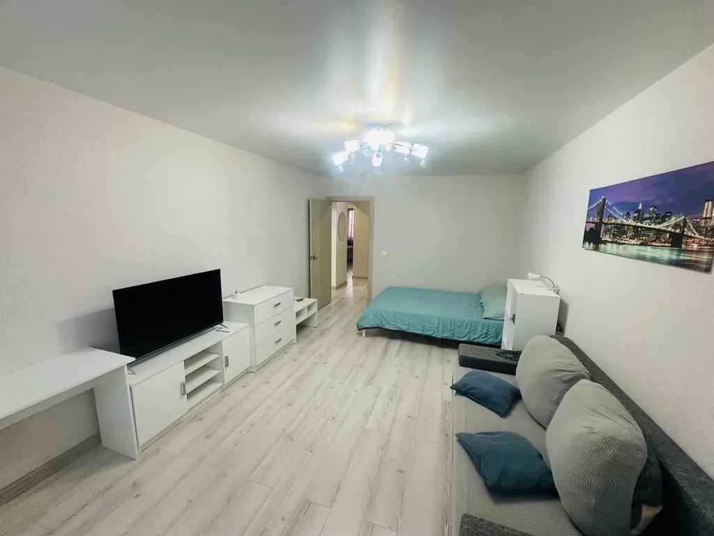 Квартира трёхкомнатная на улице Ленина, 70 м², Анапа — фото 19