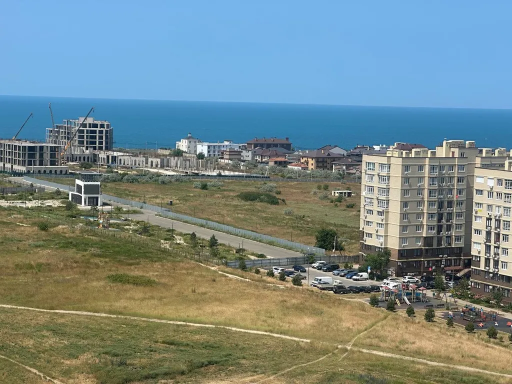 Квартира трёхкомнатная на улице Ленина, 70 м², Анапа — фото 37
