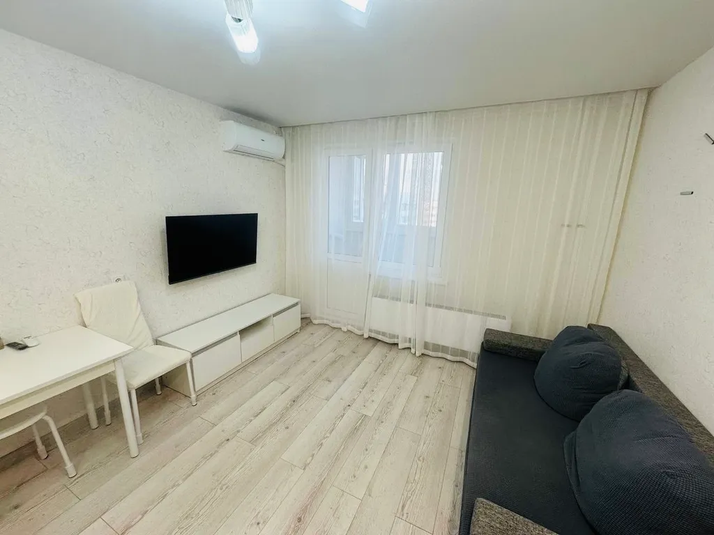 Квартира трёхкомнатная на улице Ленина, 70 м², Анапа — фото 9