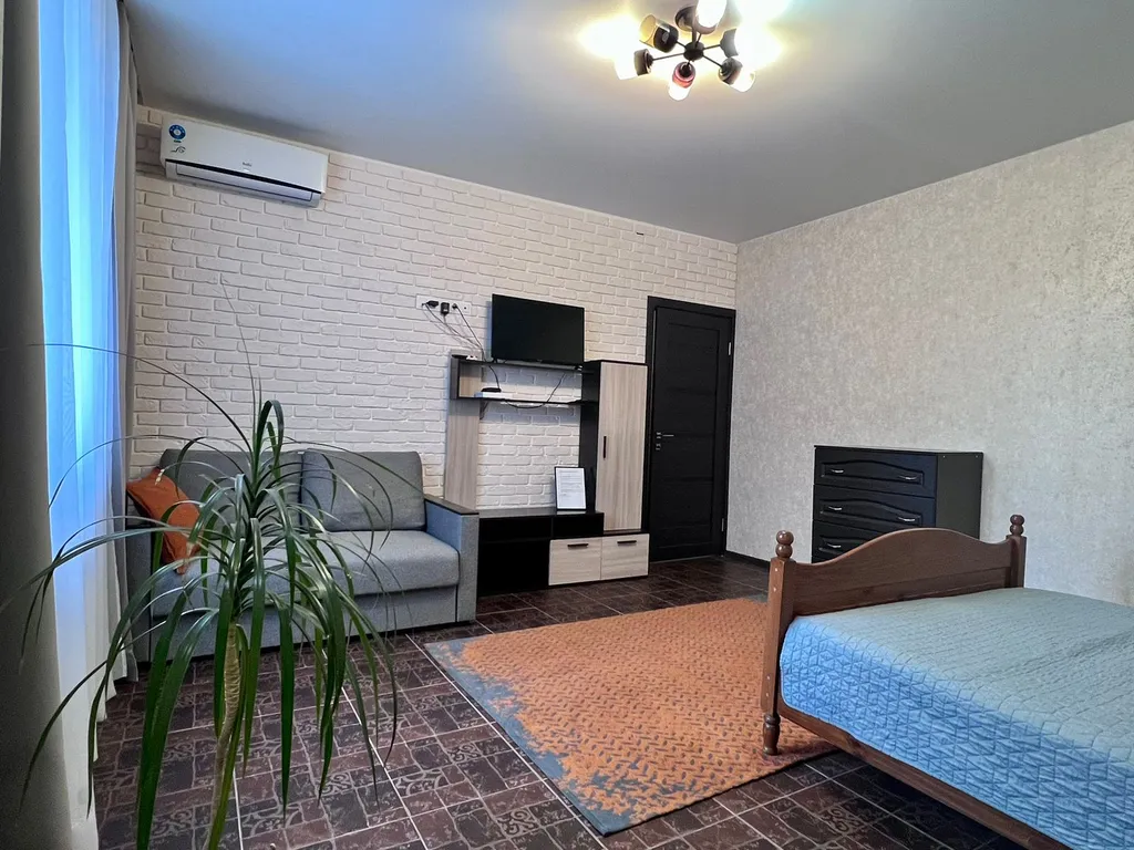 Квартира однокомнатная в Дзержинском, 40 м², Волгоград — спальня, фото 8