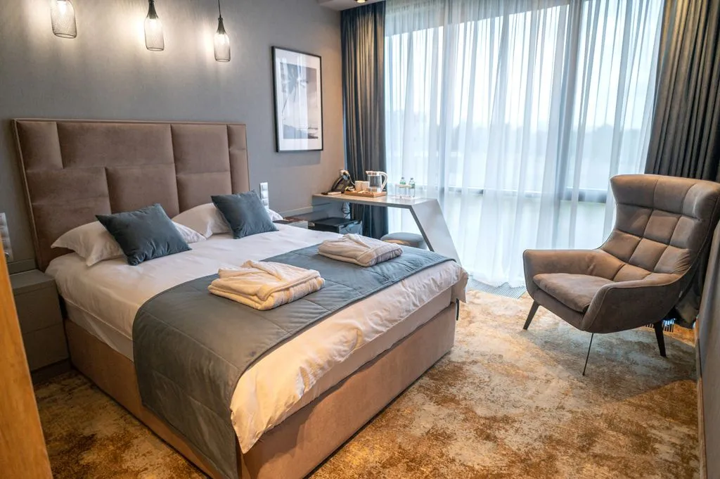 Джуниор Сьют номер с душем — Loft Hotel&Spa, фото 1 из 5