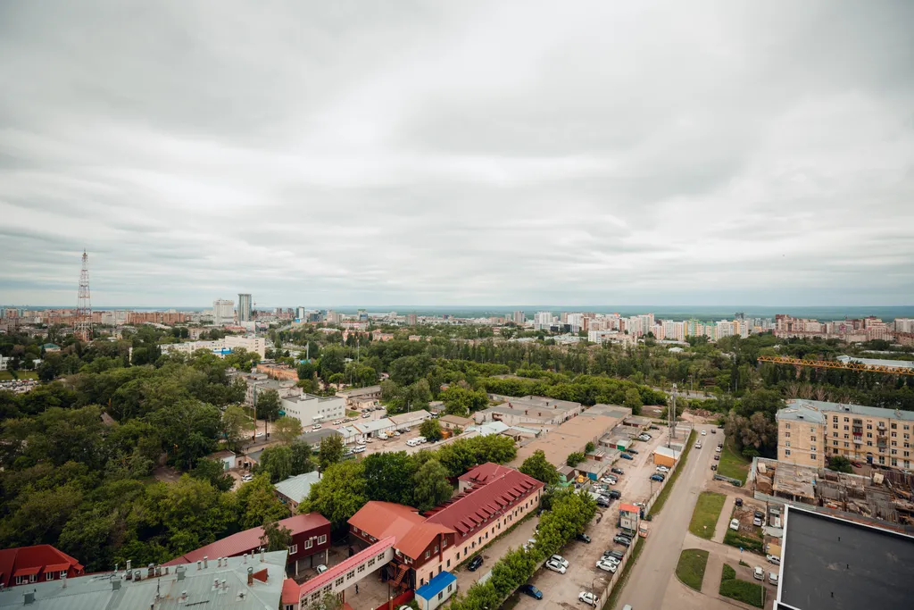 Квартира однокомнатная у Гагаринской, в Железнодорожном, 45 м², Самара — вид из окна