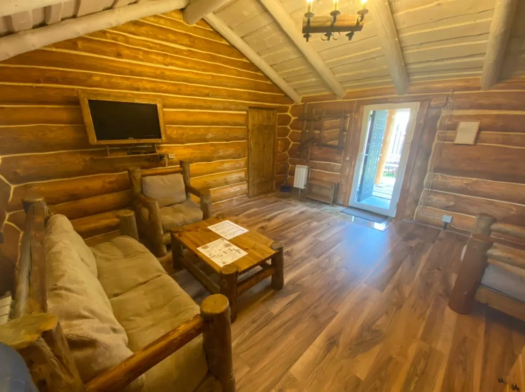 Дом Дом с двумя спальнями люкс