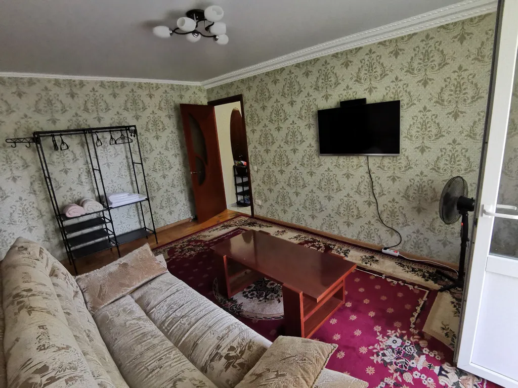 Квартира двухкомнатная на проспекте 40 лет Октября, 52 м², Пятигорск — спальня, фото 5