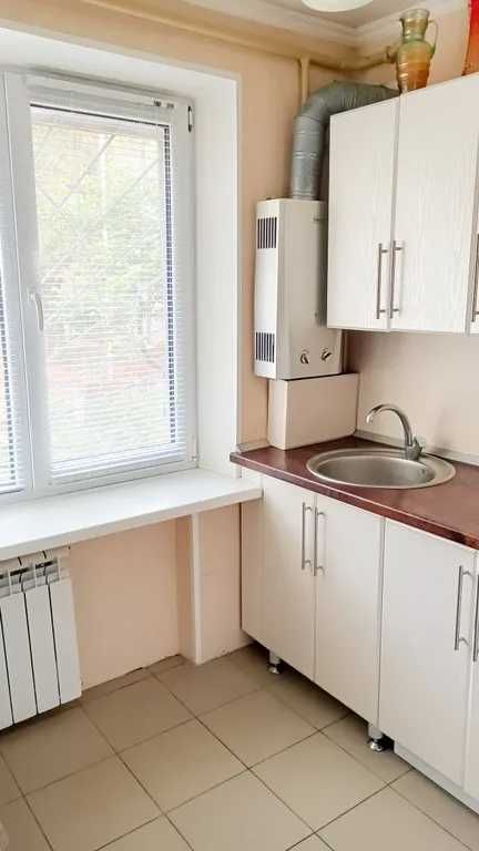 Квартира однокомнатная на проспекте Победы, 30 м², Кисловодск — кухня, фото 2