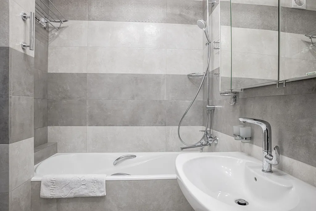 Квартира двухкомнатная в Гагаринском, 45 м², Севастополь — фото 4