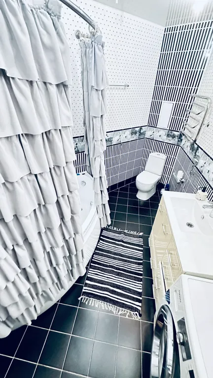 Квартира однокомнатная на шоссе Солотчинском, 50 м², Рязань — ванная комната, фото 9