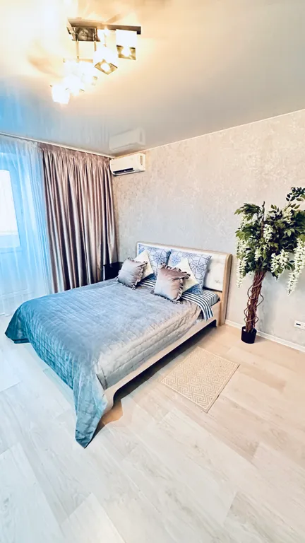 Квартира однокомнатная на шоссе Солотчинском, 50 м², Рязань — спальня, фото 6