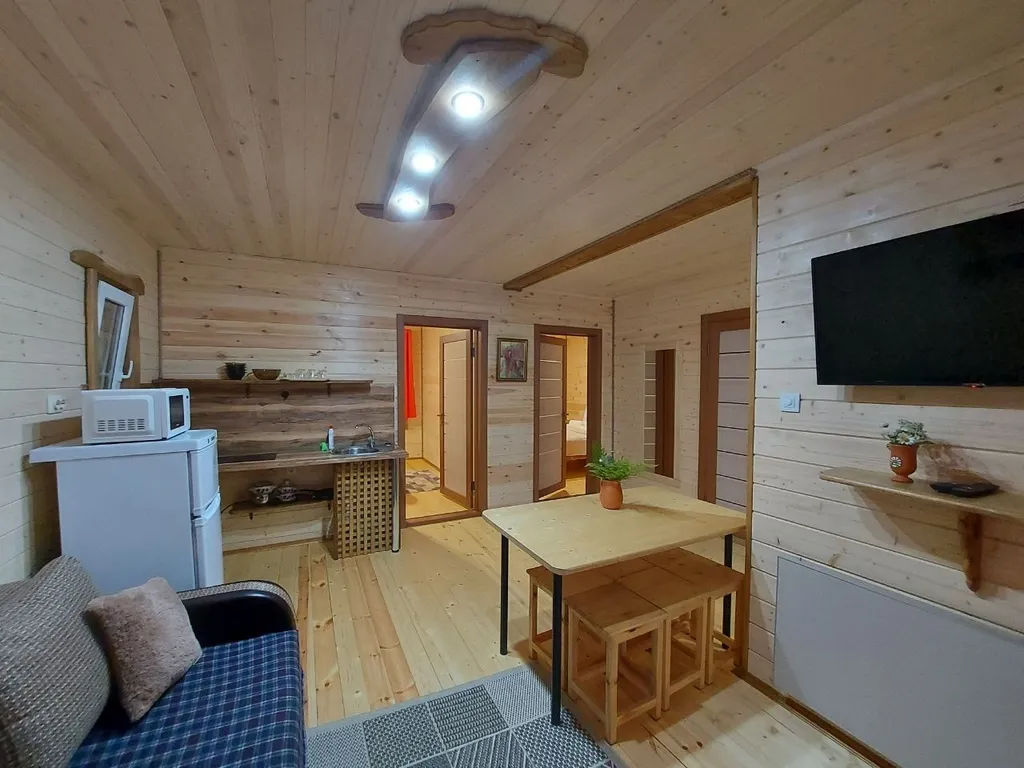 Дом шале 3-х комнатное в лесу