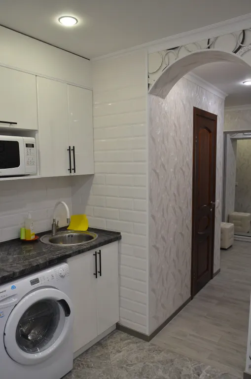 Квартира двухкомнатная в переулке Курортном, 56 м², Саки — фото 13