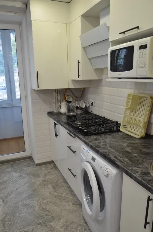 Квартира двухкомнатная в переулке Курортном, 56 м², Саки — фото 16