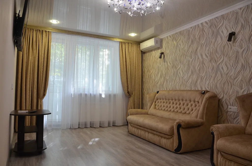 Квартира двухкомнатная в переулке Курортном, 56 м², Саки — фото 24
