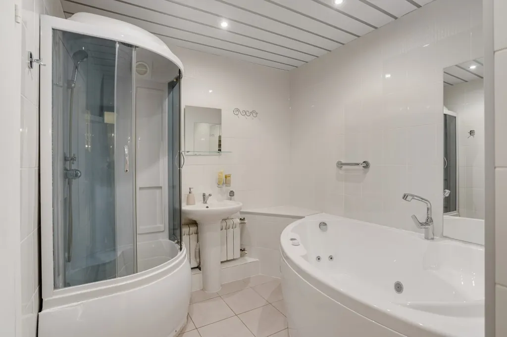 Двухместный номер с 1 кроватью люкс с джакузи