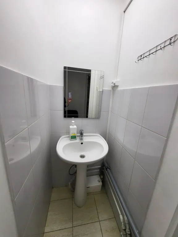 Четырёхместный номер койко-место в мужском четырехместном номере