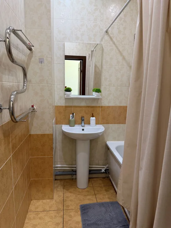 Квартира двухкомнатная в переулке Приозерном, 70 м², Новокуйбышевск — фото 11