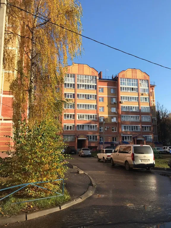 Квартира однокомнатная на улице Осипенко, 37 м², Йошкар-Ола — двор