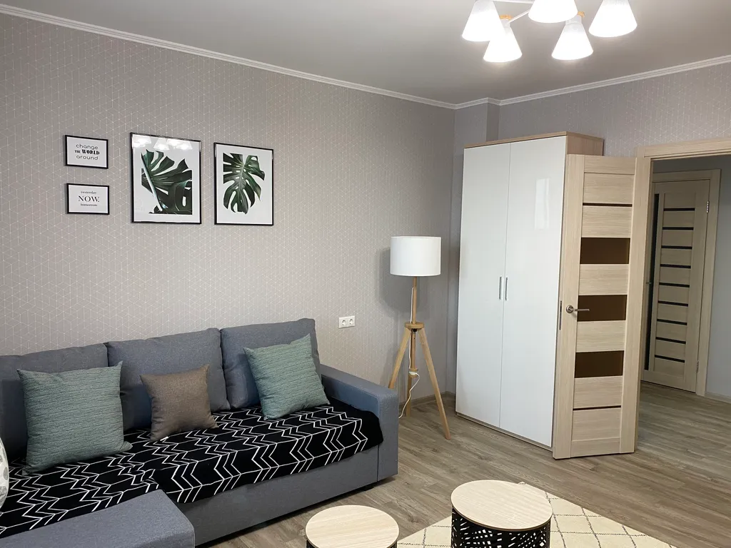 Квартира двухкомнатная в Советском, 54 м², Красноярск — фото 12