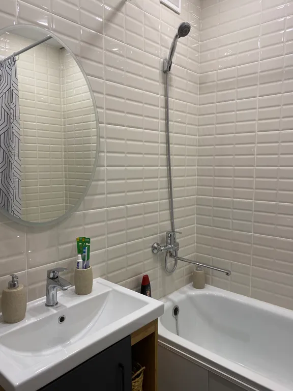 Квартира двухкомнатная в Советском, 54 м², Красноярск — фото 16