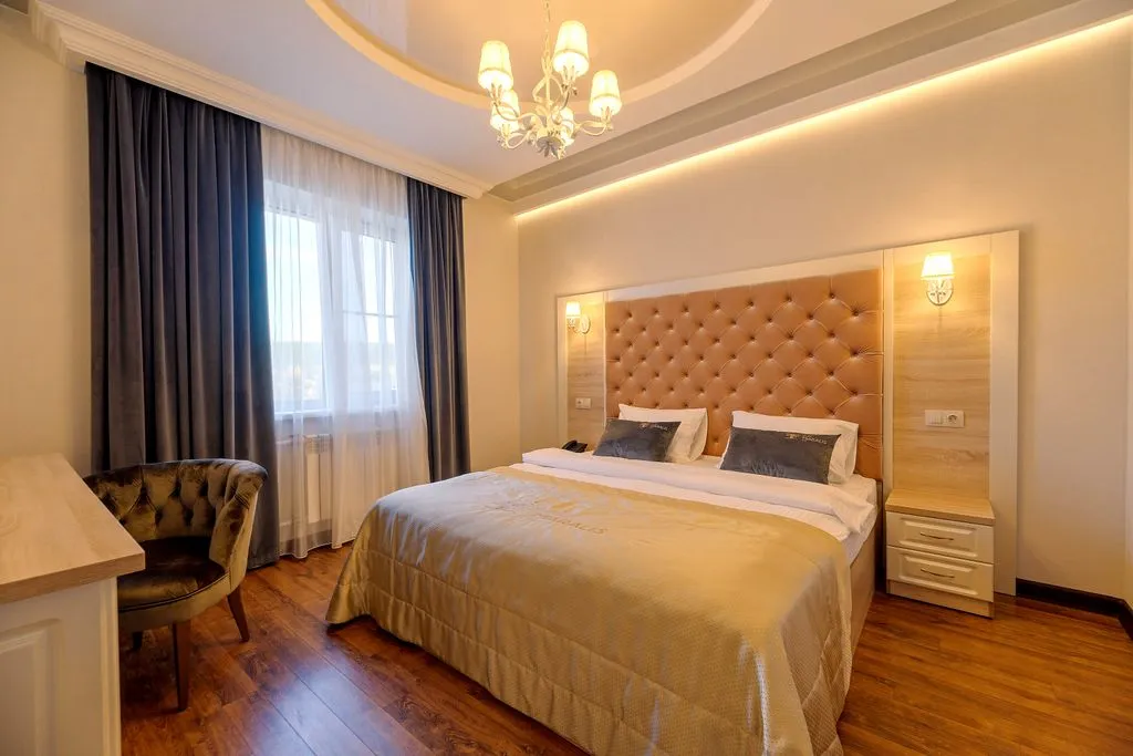 Двухместный номер с 1 кроватью Comfort River View — общий вид