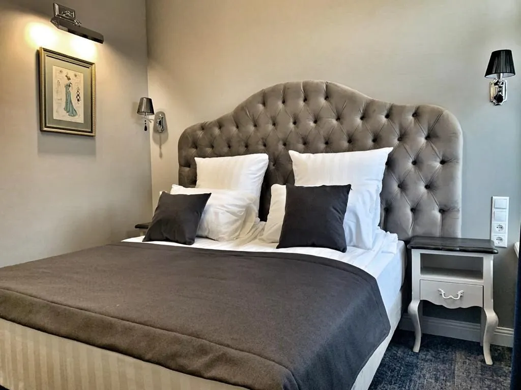 Двухместный номер с 1 кроватью стандарт — Chez Michel Hotel, фото 1 из 5