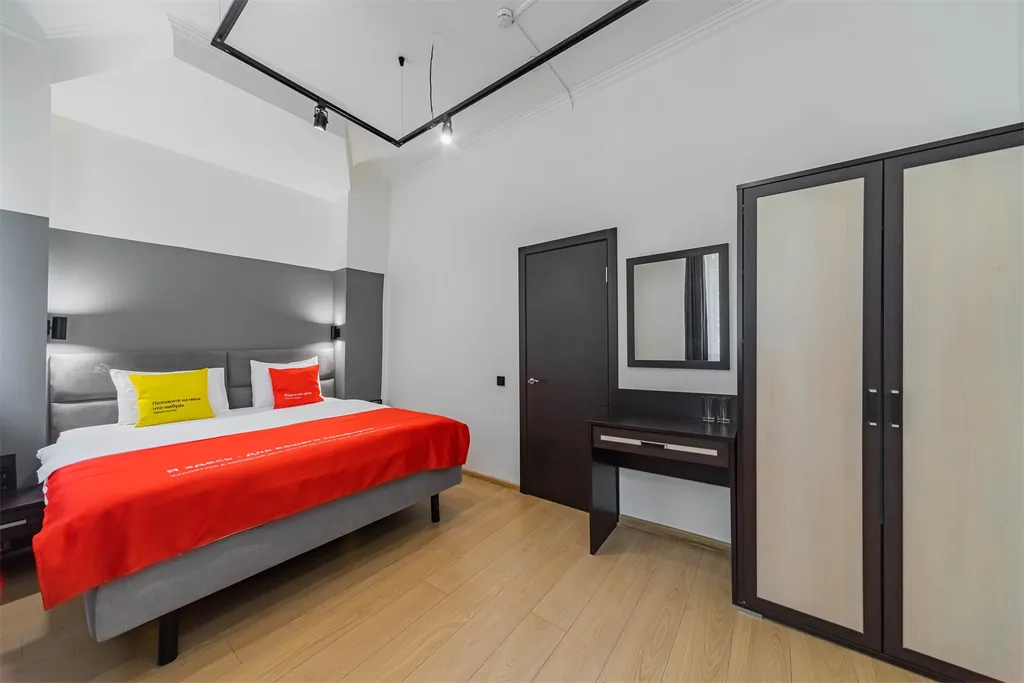 Четырёхместный номер люкс с джакузи