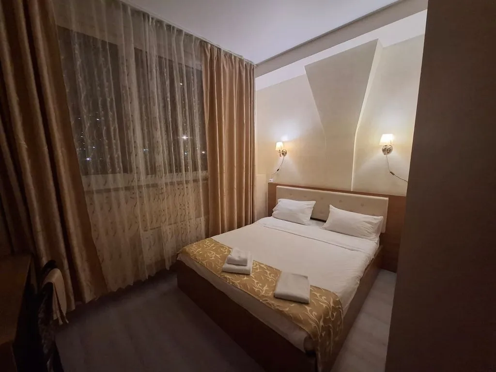 Двухместный номер с 1 кроватью Первая(Стандарт)