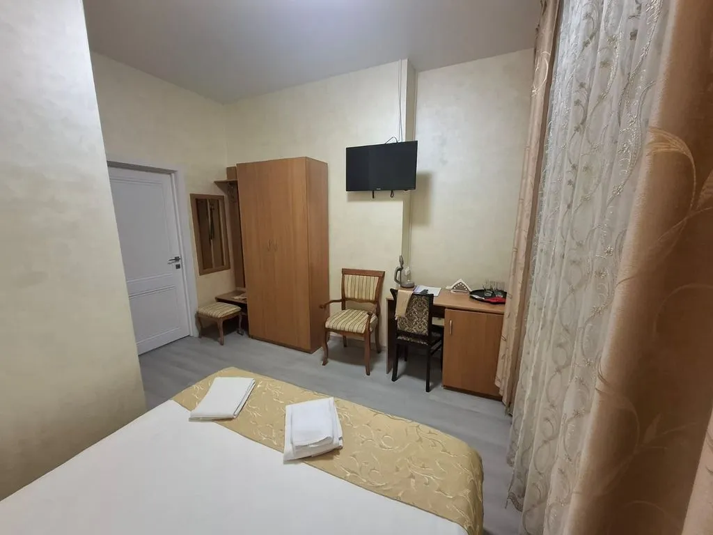 Двухместный номер с 1 кроватью Первая(Стандарт)