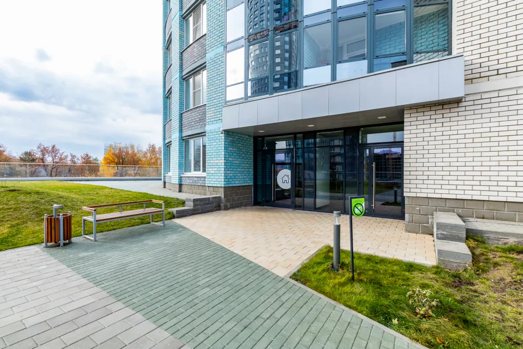 Студия однокомнатная у Ботаники, в Химмаше, 29 м², Екатеринбург — двор
