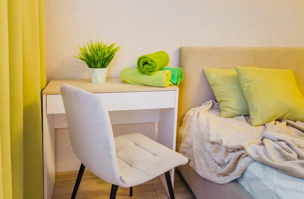 Квартира однокомнатная на улице Димитрова, 40 м², Воронеж — спальня, фото 2