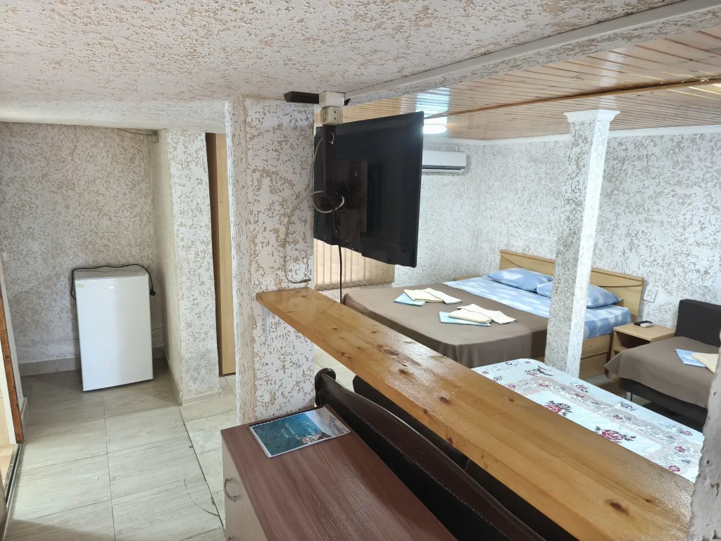 Четырёхместный номер Студия — спальное место