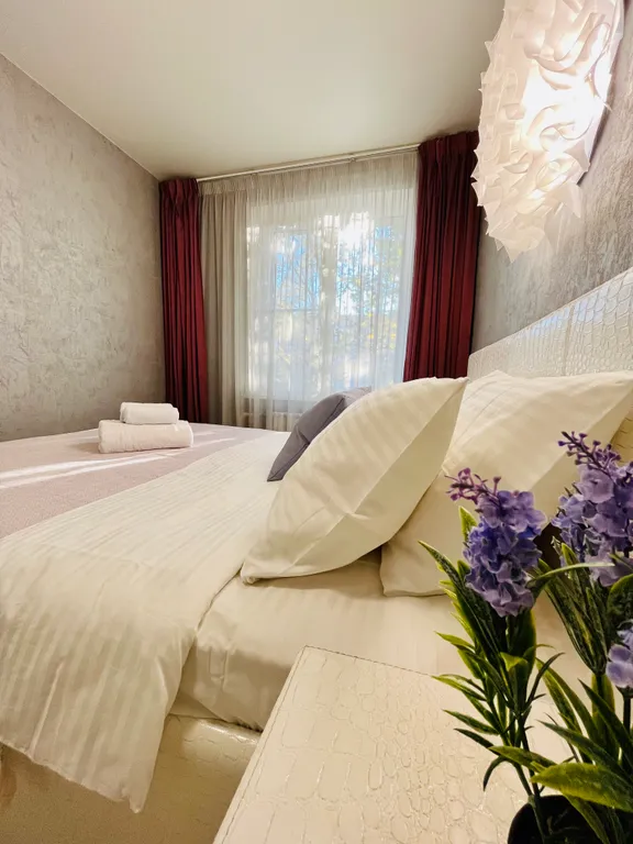 Квартира двухкомнатная у Профы, в Коньково, 45 м², Москва — спальня, фото 3
