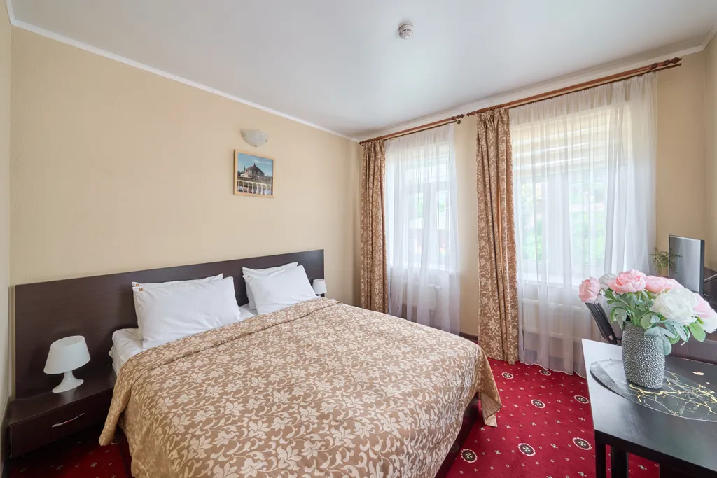Двухместный номер с 1 кроватью double с кухней — Подворье, фото 1 из 5